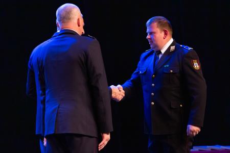 Slavnostna podelitev listin o napredovanju v čine gasilski častnik, višji gasilski častnik in visoki gasilski častnik (16)